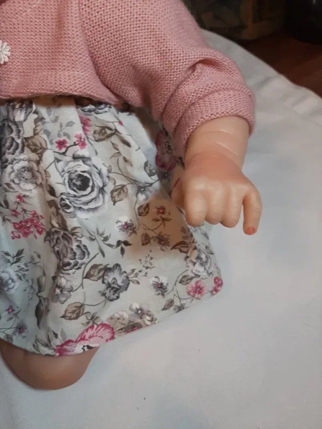 Muñeca bebé realista