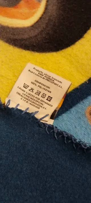 Manta polar sofá Dani Pedrosa