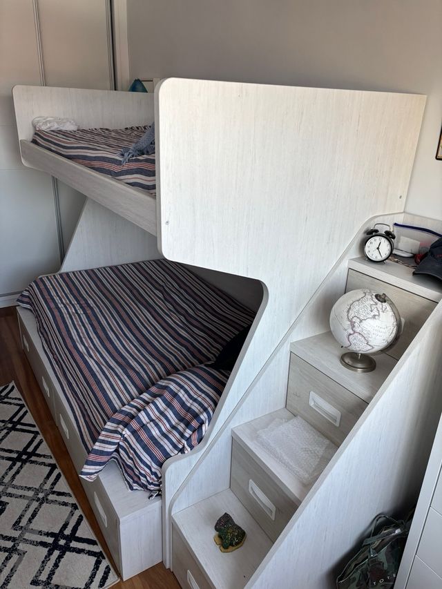 Literas de madera con almacenaje, con un quitamied