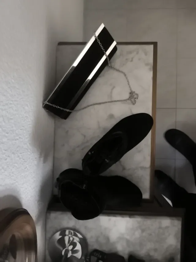 Botines negros talla 41 + cartera a juego