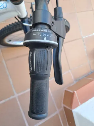 Bicicleta Rockrider 24