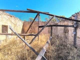 Chalet en venta en Caudete