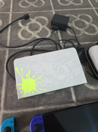 Nintendo Switch OLED versión Splatoon 3