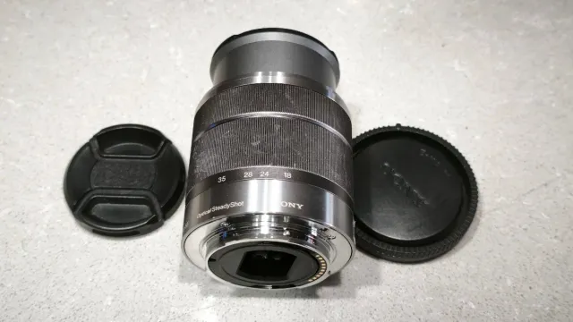 Obiettivo Sony 18-55mm f/3.5-5.6