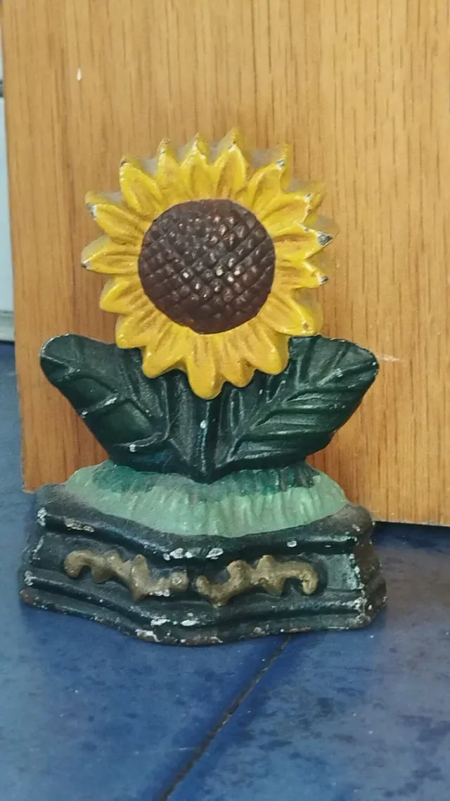 Sujetapuertas de hierro fundido