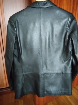 Chaqueta de piel F&Co Talla 40 (M/L) como nueva