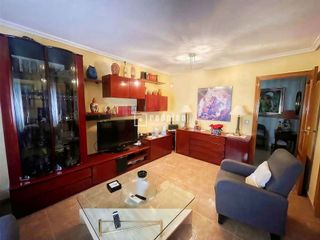 Piso en venta en Orcasitas en Madrid