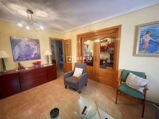 Piso en venta en Orcasitas en Madrid