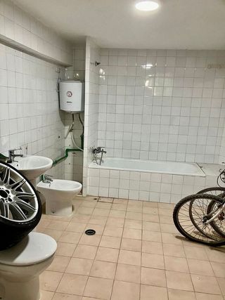 Local comercial en venta en Mangas Verdes - Las Flores - Parque del Sur en Málaga