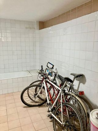 Local comercial en venta en Mangas Verdes - Las Flores - Parque del Sur en Málaga