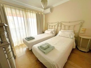 Piso en venta en Playa de la Fontanilla en Marbella