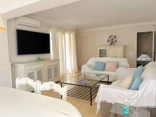 Piso en venta en Playa de la Fontanilla en Marbella