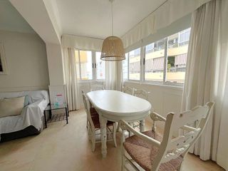 Piso en venta en Playa de la Fontanilla en Marbella