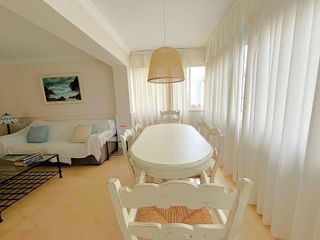 Piso en venta en Playa de la Fontanilla en Marbella