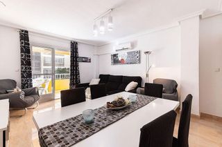 Piso en venta en Centro en Torrevieja