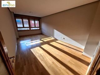 Piso en venta en La Chantría - La Lastra en León