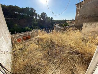 Casa adosada en venta en Torredonjimeno