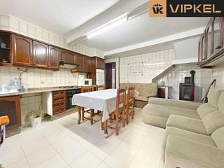 Casa pareada en venta en Muros