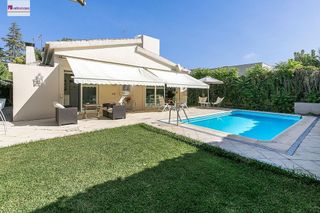 Chalet en venta en Residencial Triana - Barrio Alto en Gabias (Las)