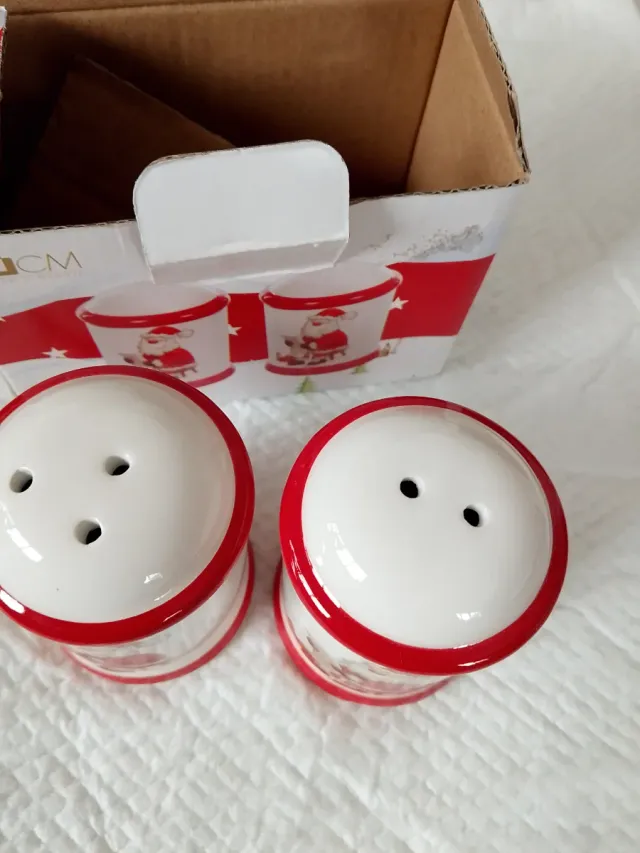 Salero y Pimentero de Porcelana