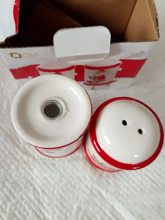 Salero y Pimentero de Porcelana