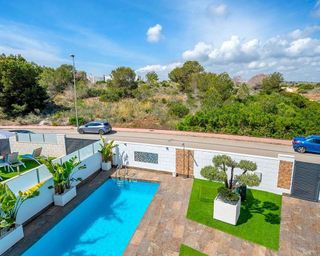 Chalet en venta en Campos de Golf - Villa Martin - Los Dolses en Orihuela