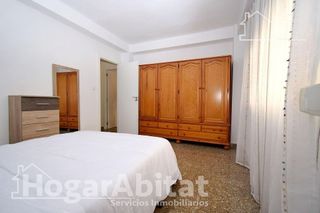 Piso en venta en El Mercado en Manises