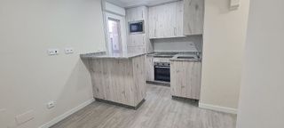 Piso en venta en Ensanche - Sar en Santiago de Compostela