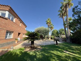 Chalet en venta en Palau-solità i Plegamans