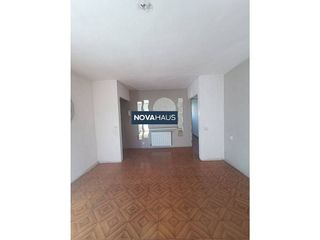 Piso en venta en El Gornal en Hospitalet de Llobregat, L´