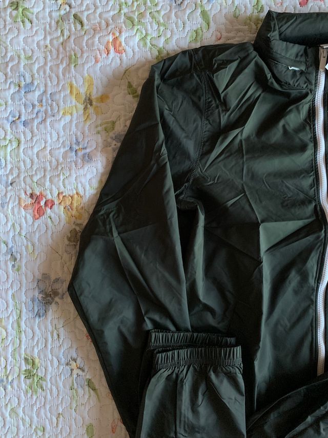 Chandal Nike Sportswear Club "Olive" (T. L)