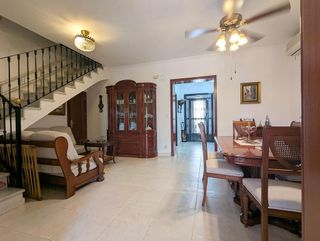 Chalet en venta en Sanlúcar la Mayor