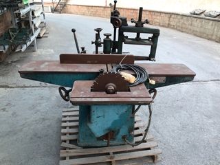 Sierra de carpintería industrial