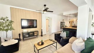 Chalet en venta en El Faro de Calaburra - Chaparral en Mijas