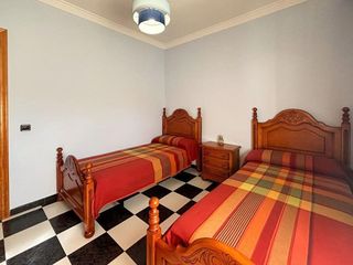 Casa adosada en venta en Atarfe