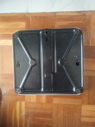 BASCULA DE BAÑO SIN PILAS