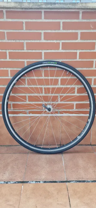 Llanta delantera carretera 700c