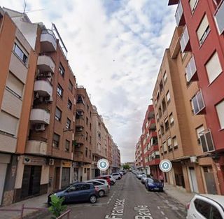 Piso en venta en L'Alquenència en Alzira