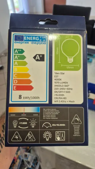 Lampadina Smart WiFi LED Hey Globe On Light