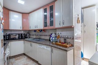 Piso en venta en Barrio de Zaidín en Granada