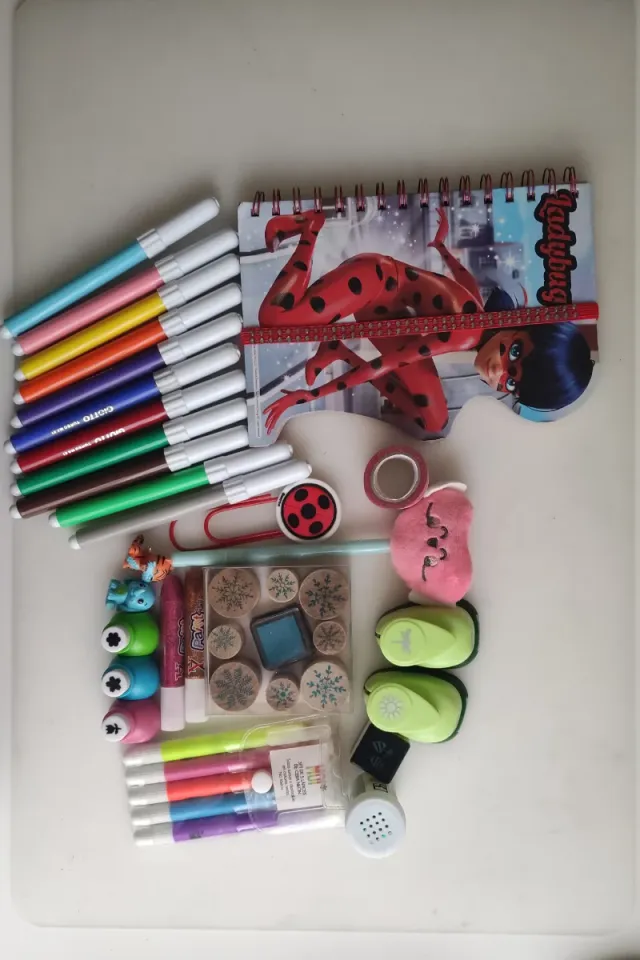 Kit Papelería Niña