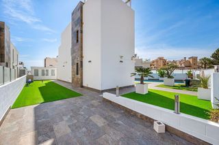 Casa en venta en Campos de Golf - Villa Martin - Los Dolses en Orihuela