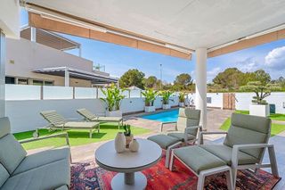 Casa en venta en Campos de Golf - Villa Martin - Los Dolses en Orihuela