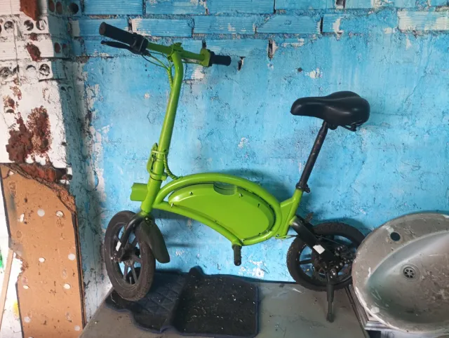 Bicicleta Eléctrica Plegable Verde