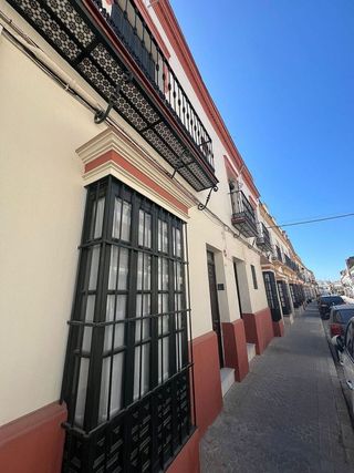 Casa adosada en venta en Marchena