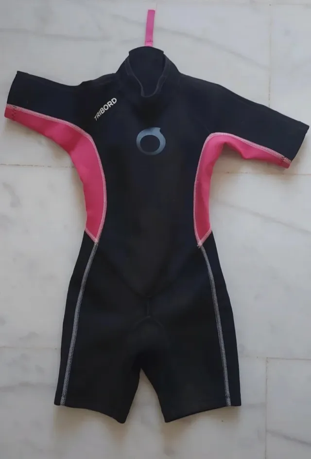 Traje neopreno Decathlon talla 4