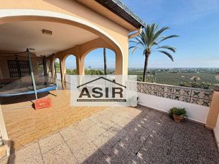 Casa adosada en venta en Zona Urbanizaciones en Alzira
