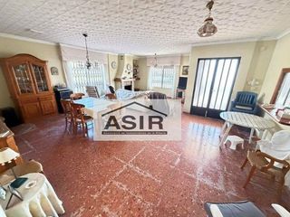 Casa adosada en venta en Zona Urbanizaciones en Alzira