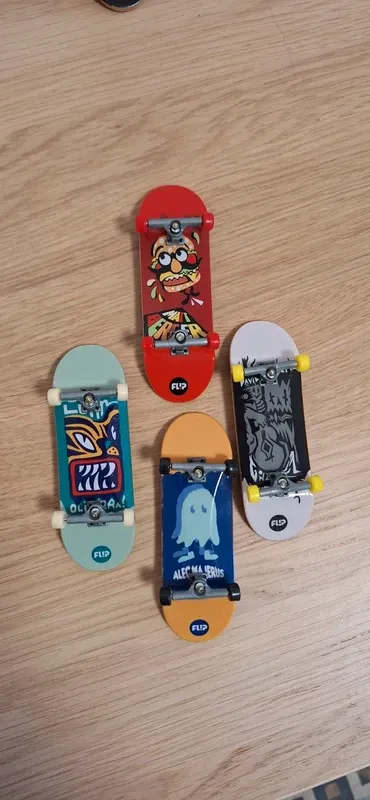 Lote 4 Finger Skate Flip