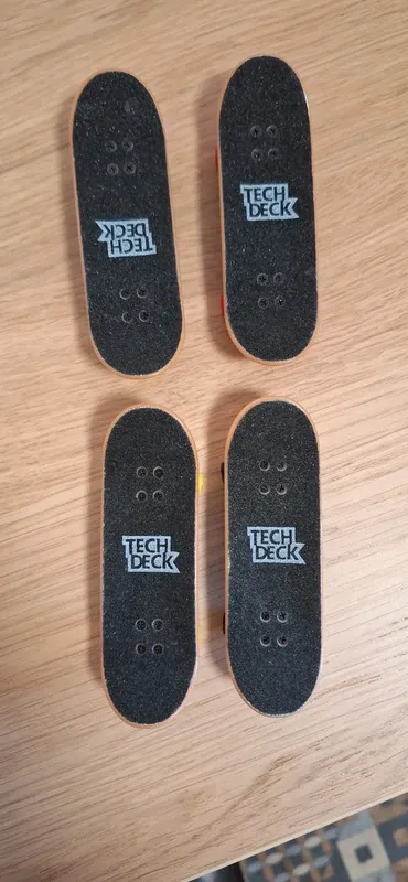 Lote 4 Finger Skate Flip